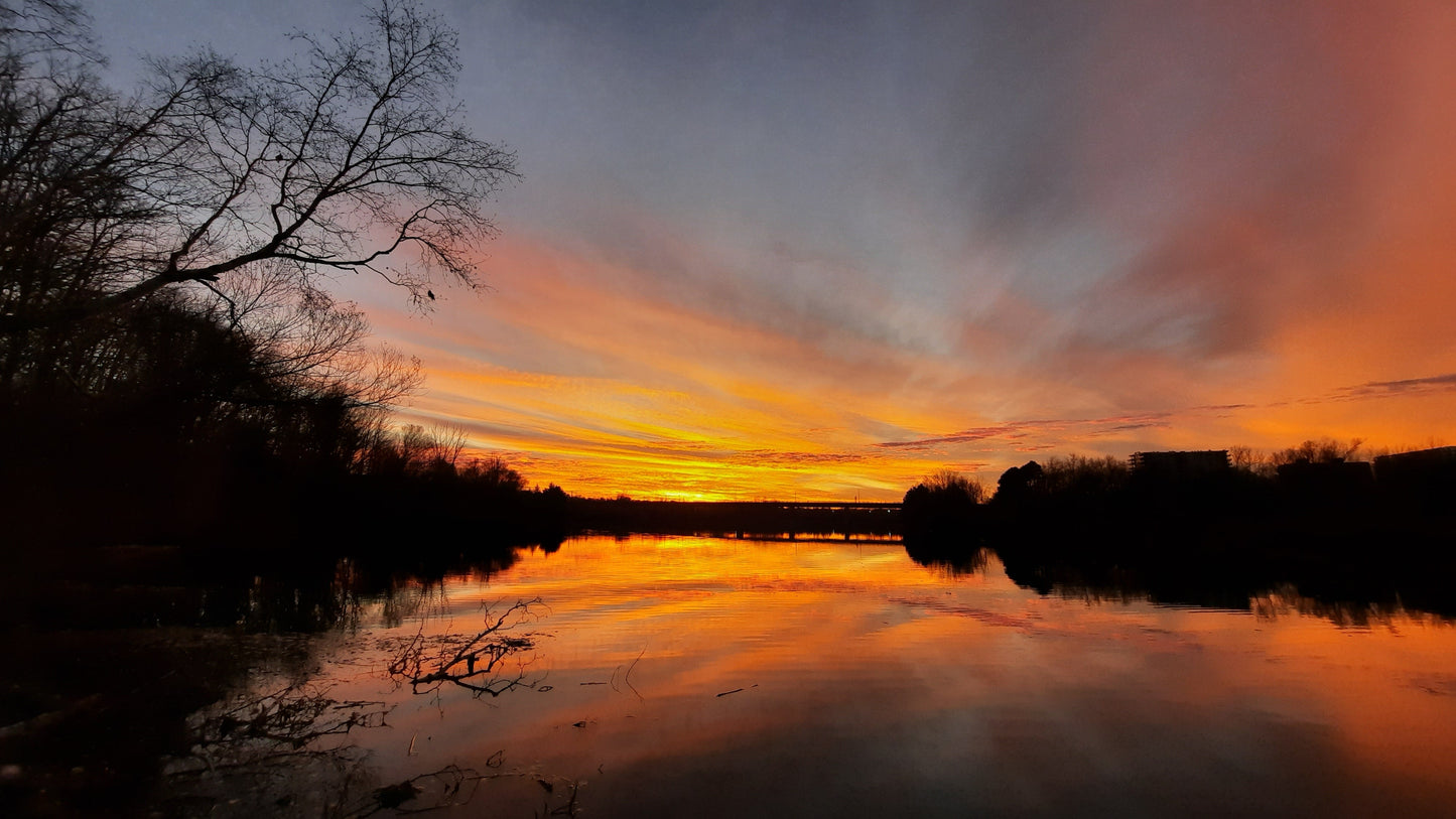 Coucher De Soleil Sur La Rivière Magog Sherbrooke (Vue 1)