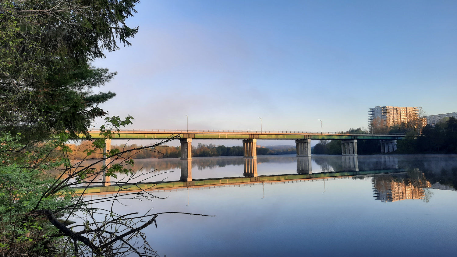 La Fin De La Brume Du 17 Mai 2021 (Vue Pompier)