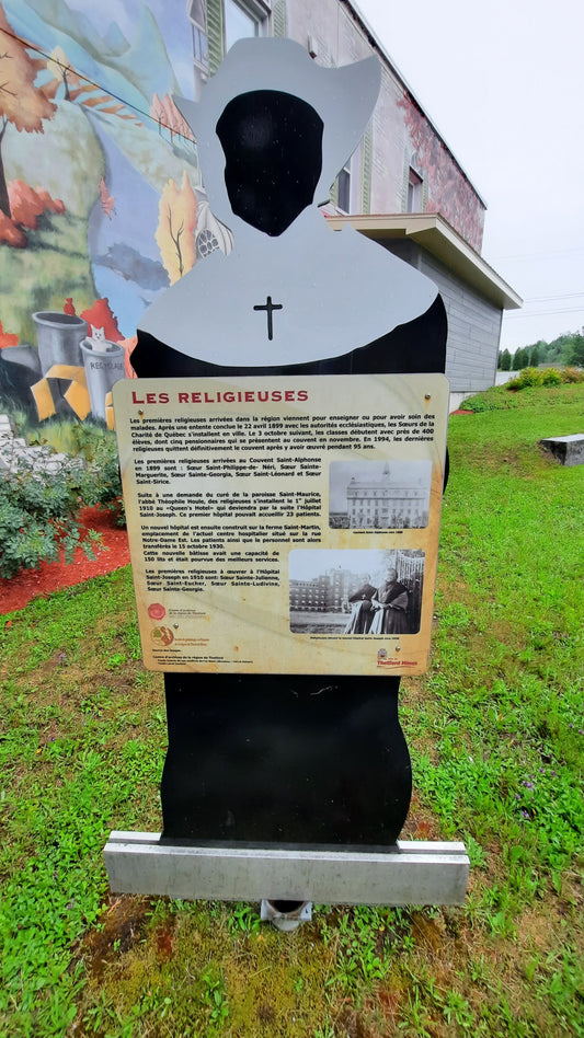 (Jour 4) Thetford Mines - La Place Des Pionniers 26 Juin 2021 Cliquez Pour Tous Les Détails