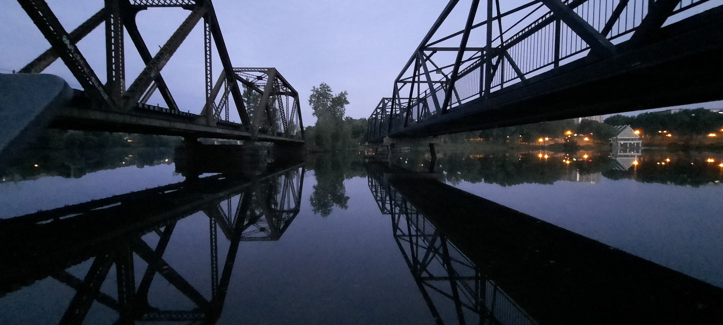 Aube 20 Août 2021 (Vue B4) 5H30 Lac Des Nations De Sherbrooke Et Pont Noir