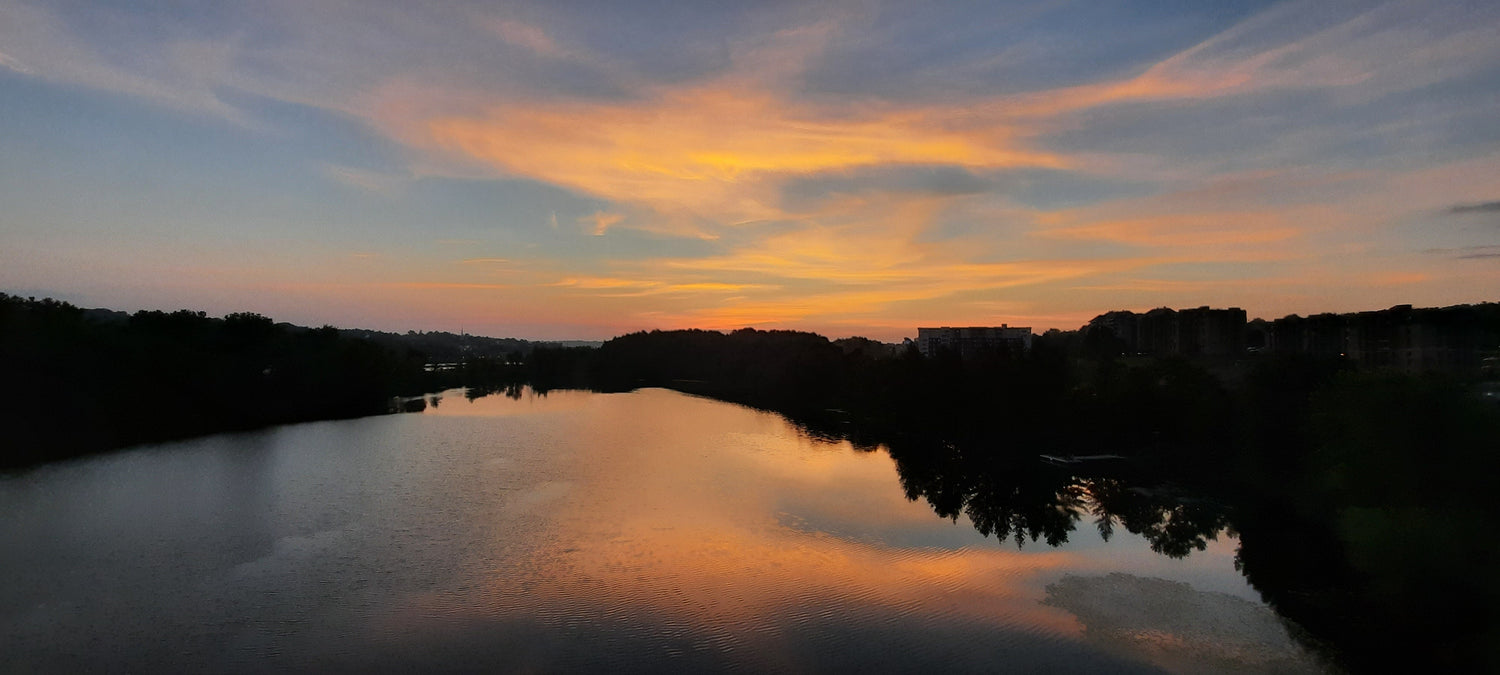 Aube Du 22 Août 2021 (Vue Sure) 5H52 Rivière Magog De Sherbrooke