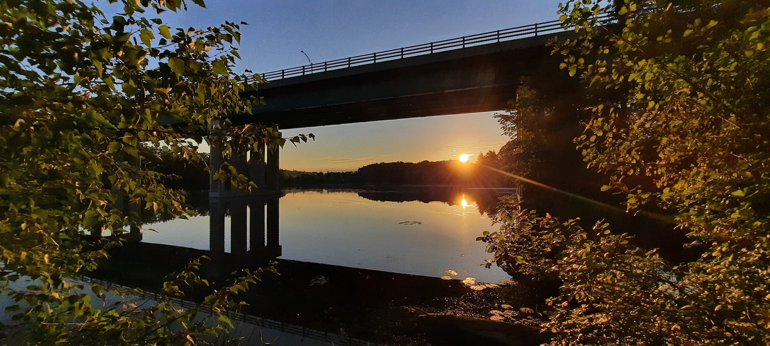 Soleil Du 24 Août 2021 6H27 (Vue K1) Pont Jacques Cartier De Sherbrooke Et Rivière Magog