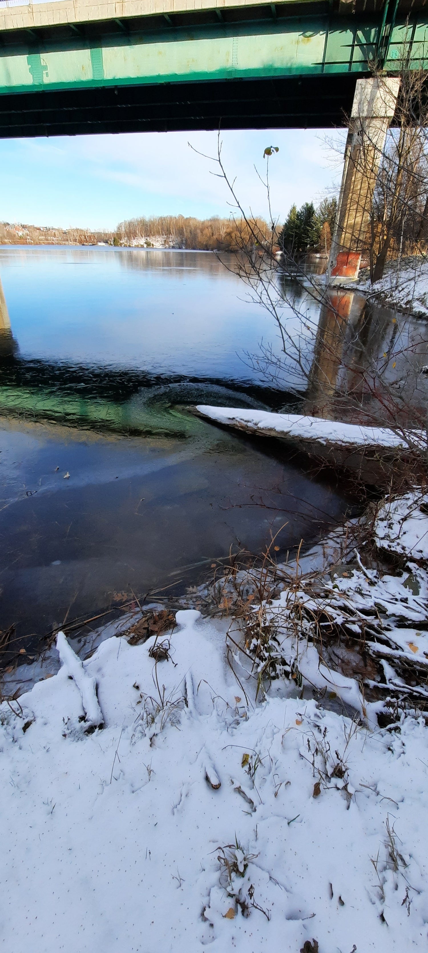 La Glace Est De Retour Sur La Rivière Magog - Journal Sherbrooke Du 2021-11-28 (15 Photos)