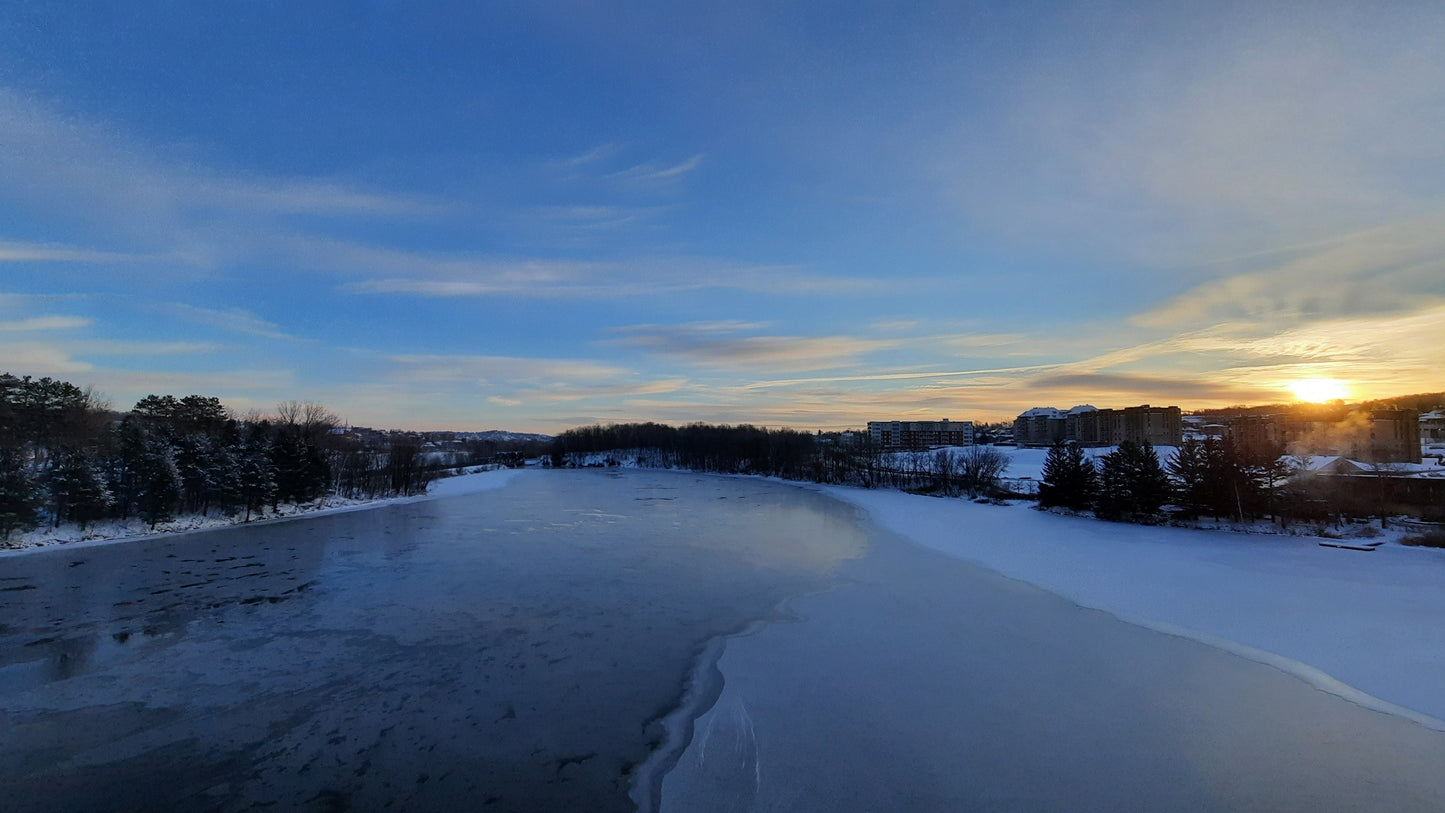 Lever De Soleil 20 Décembre 2021 (Vue Sure) 2 Photos