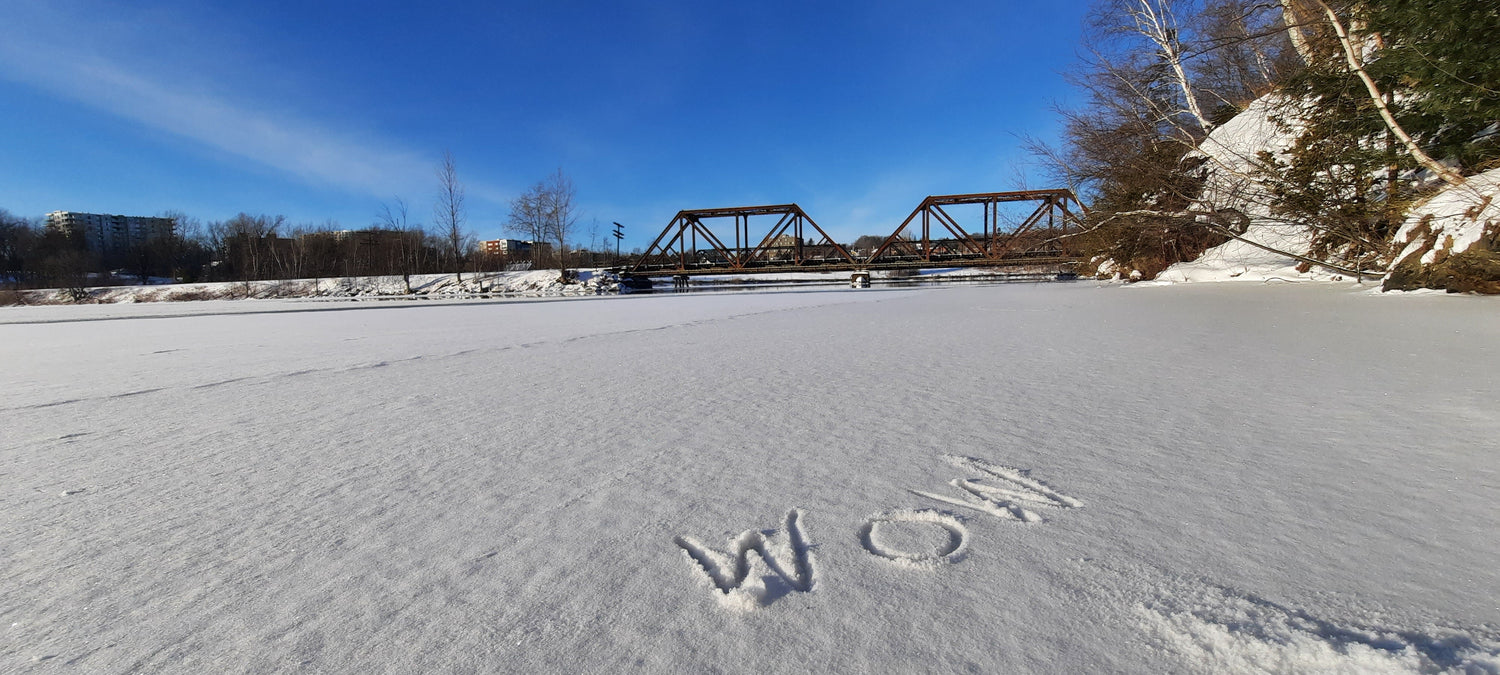 David Sur La Rivière Magog À Sherbrooke (Vue 1)