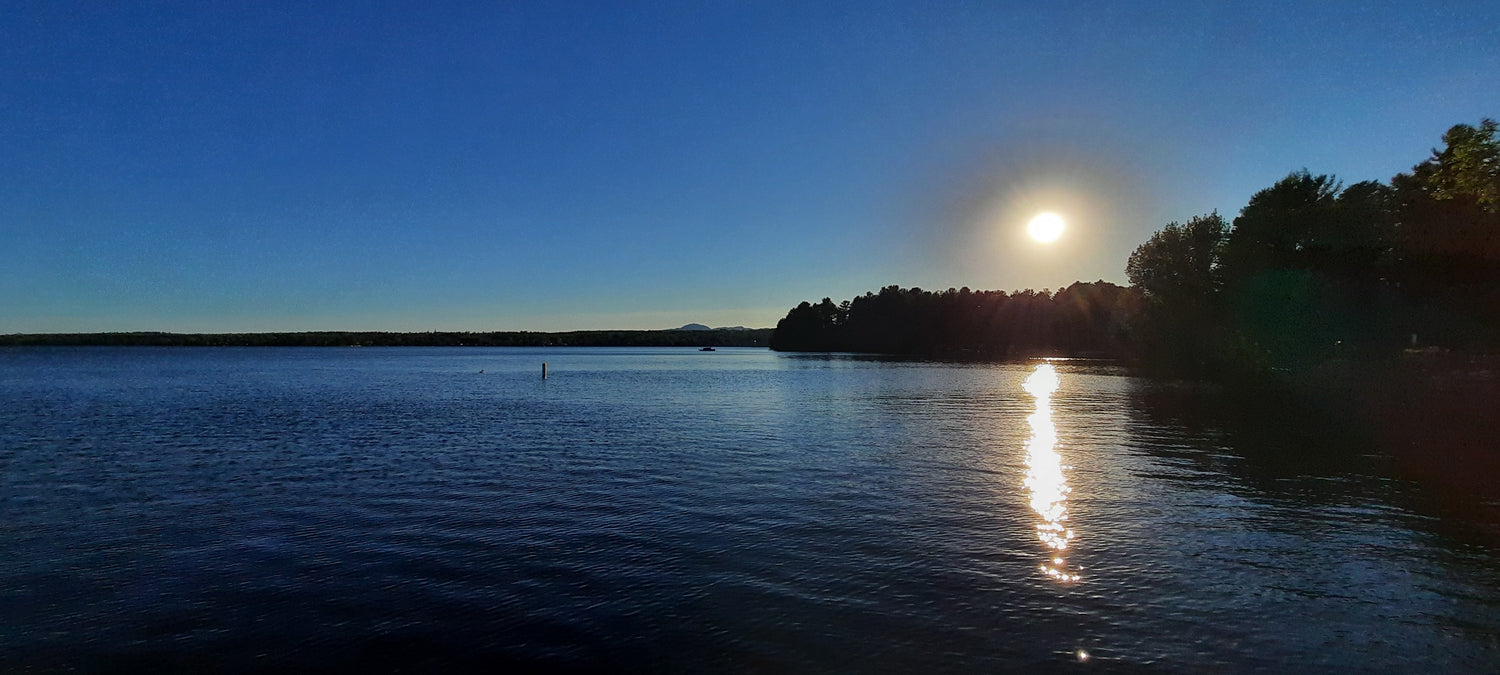 2022-06-19 Coucher De Soleil Au Petit Lac Magog (Vue Qlm)