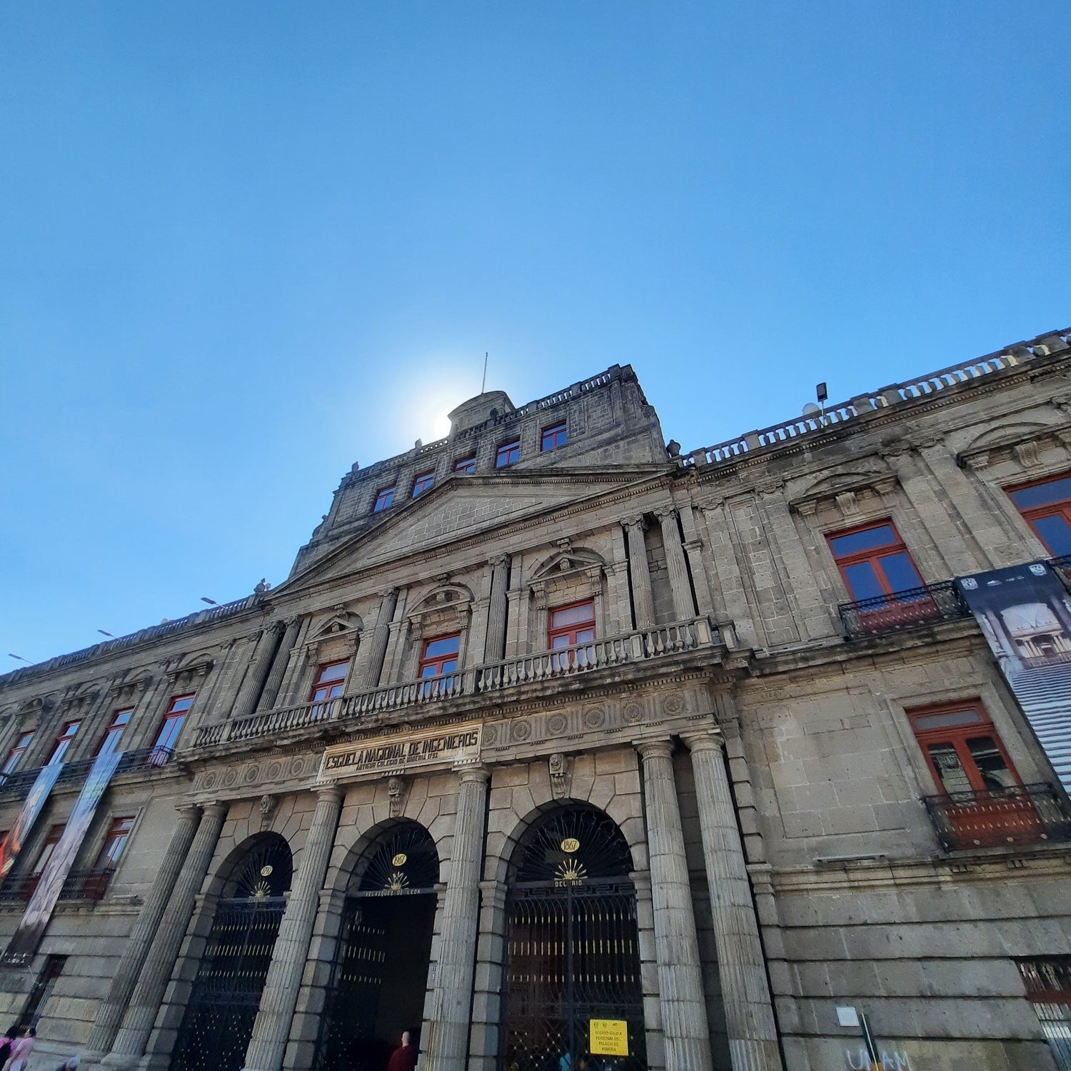 Escuela Nacional De Ingenieros